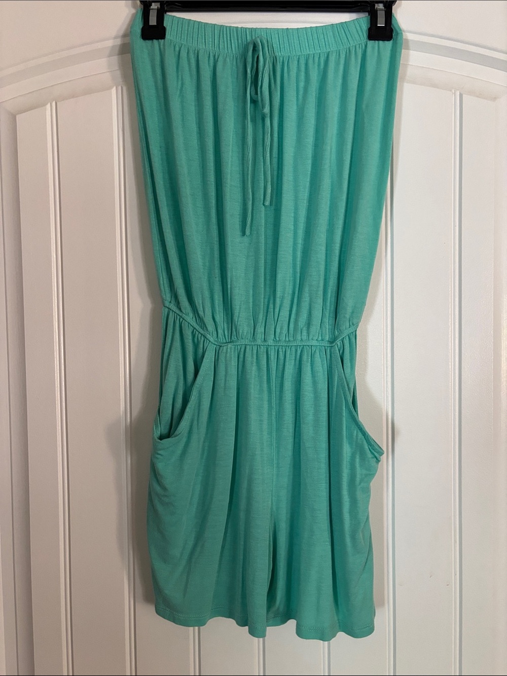Turquoise strapless, Romper with pockets. Medium.